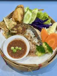 “ข้าวเข่ง” ร้านอาหารในฟู๊ดคอร์ทที่ปังมาก จ.นนทบุรี