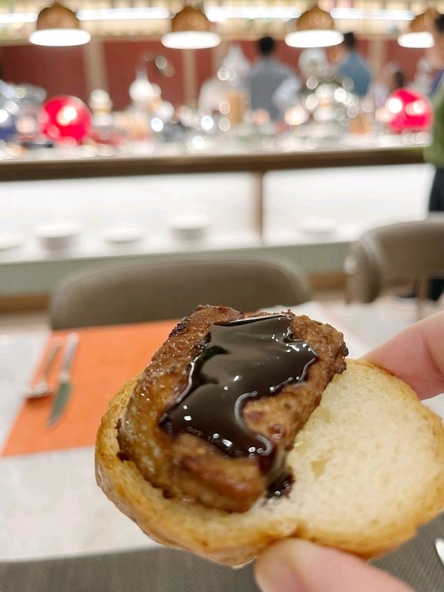 超滿足自助餐