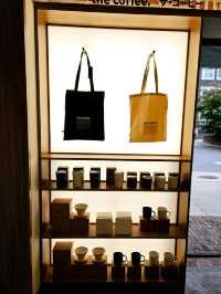  성수동에서 요즘 핫한 카페 더커피 The Coffee 성수점
