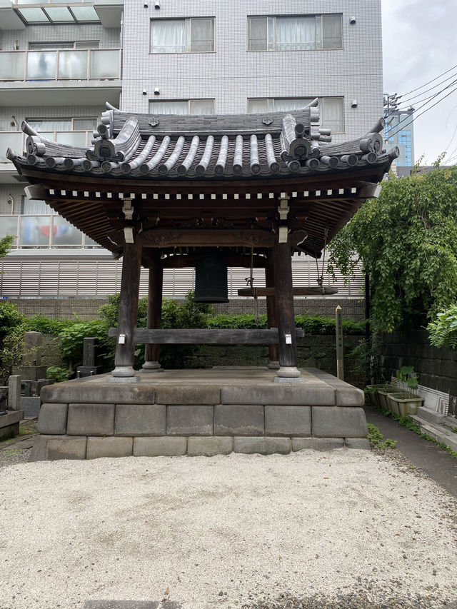 【東京都赤坂🇯🇵報土寺】著名人のお墓や港区の文化財も！歴史を感じるお寺