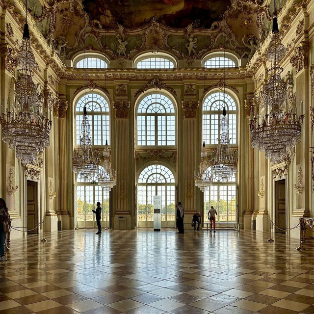 👑 “Whispers of a Golden Age: A Day at Nymphenburg Palace”