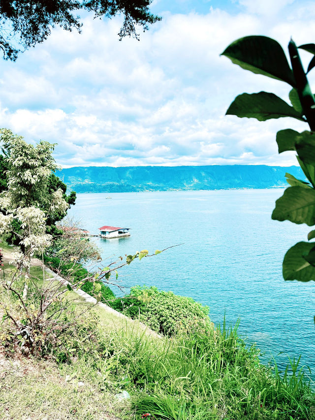 Pesanggrahan Bung Karno: A Hidden Gem Overlooking Lake Toba