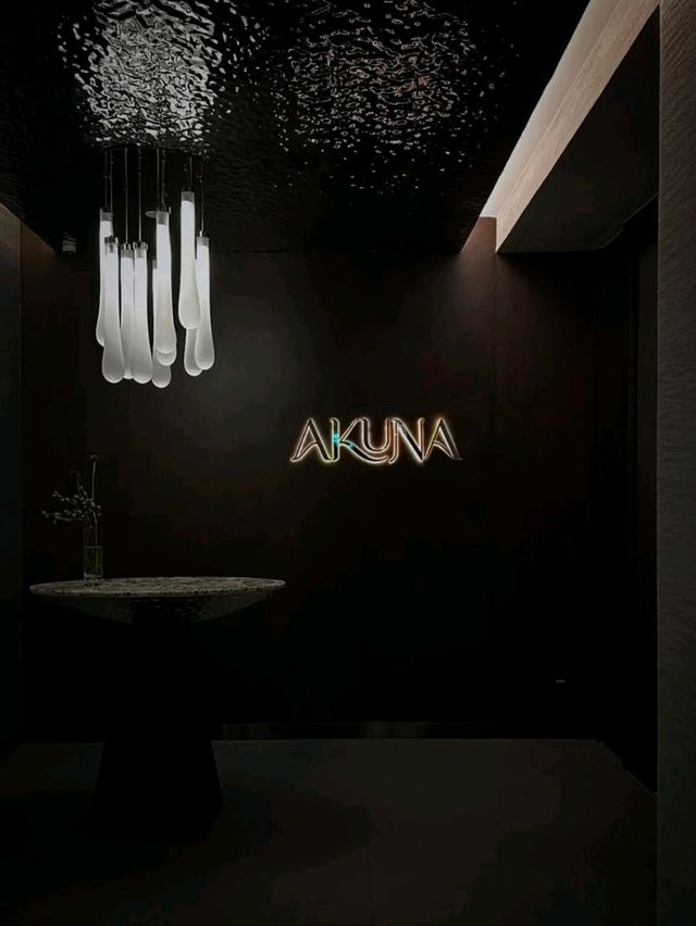 AKUNA Restaurant