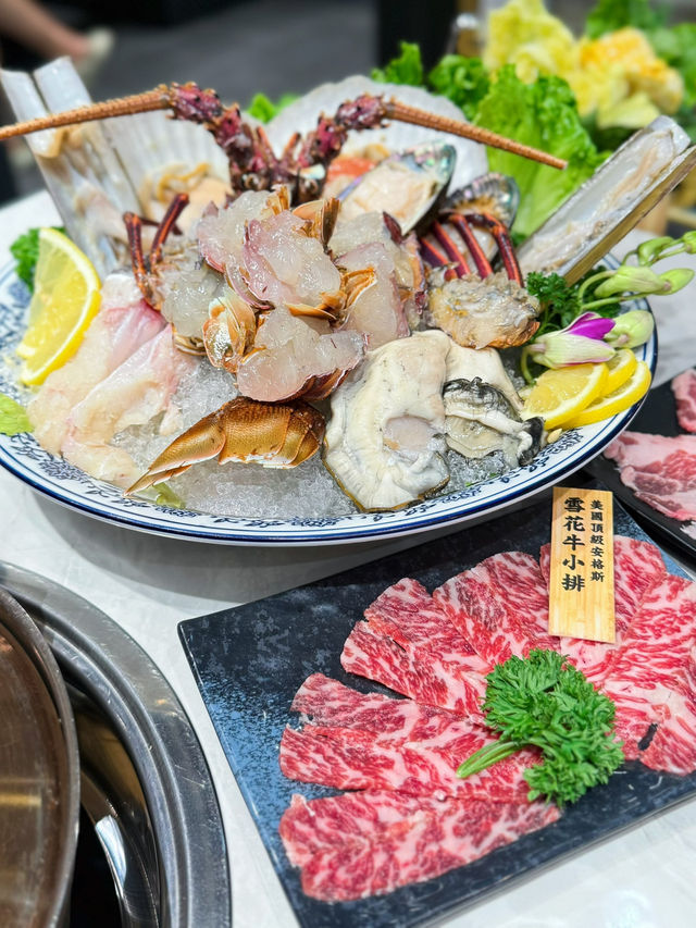 香港火鍋美食｜椰子雞湯配龍蝦海鮮🦞
