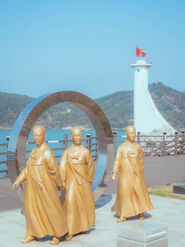 땅끝 해남 낭만치사량 노을 명소 “목포구등대”