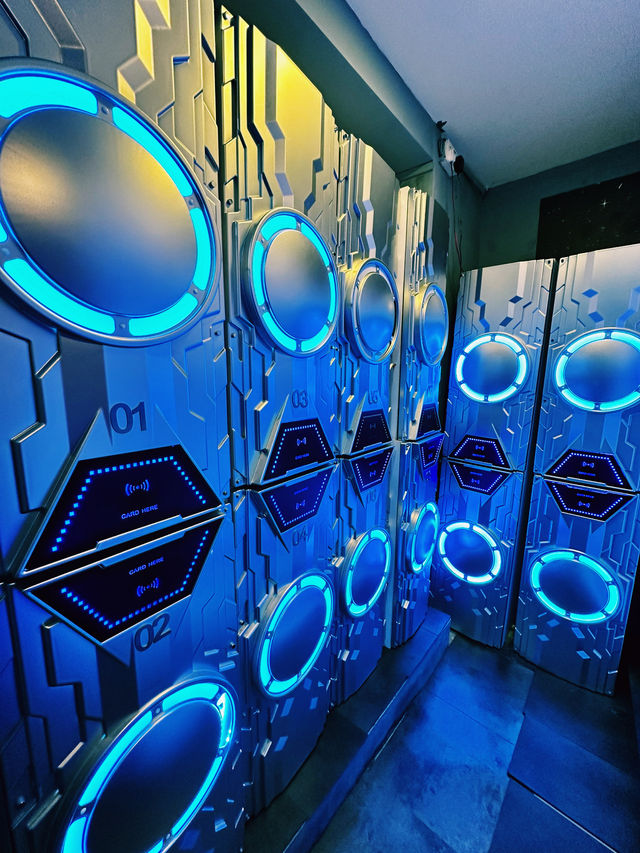Futuristic Stay at Galaxy Pods, Chinatown
