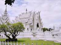 2 ชั่วโมงที่วัดร่องขุ่น - 2 hrs at wat rong khun