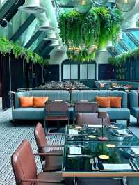 Seamless Business Stay at Pullman Singapore Orchard.
