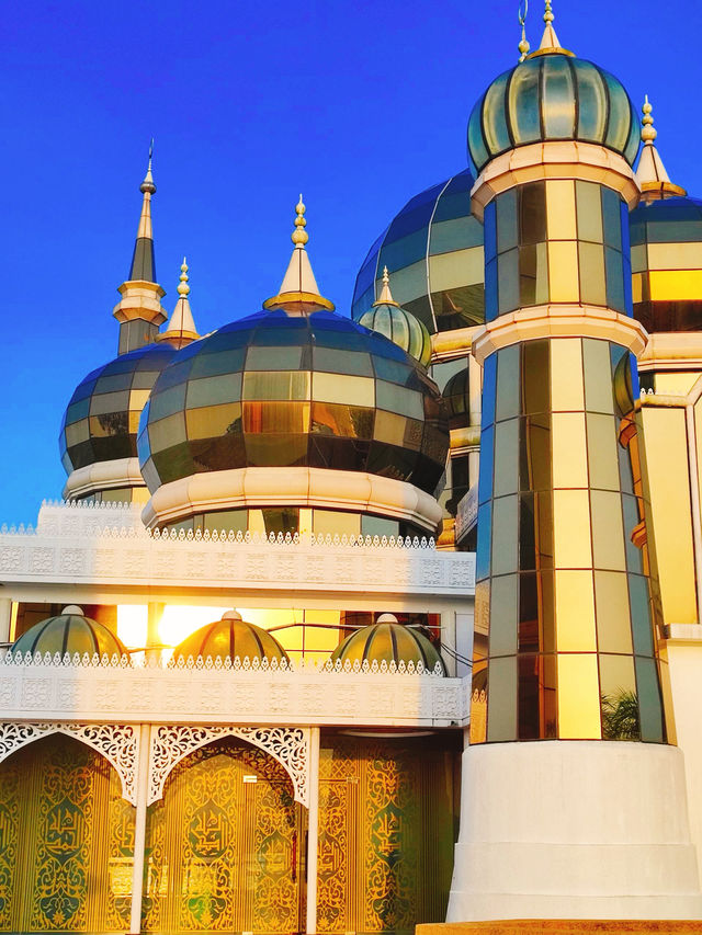 My First Time at Masjid Kristal — Like Walking into a Dream