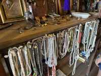 Deeritage – Timeless Vintage Jewelry for the Soulful Collector  
