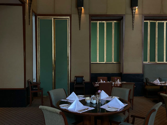 🏨🇹🇭 Sukhothai Hotel Bangkok: An Honest Review – Old-World Charm with Room for Warmth