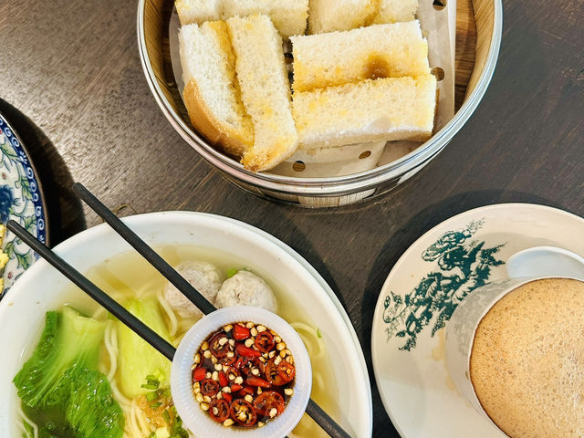🌟 怡保3日快閃攻略 🌟  用72小時玩轉這座美食與文化交織的馬來西亞秘境！