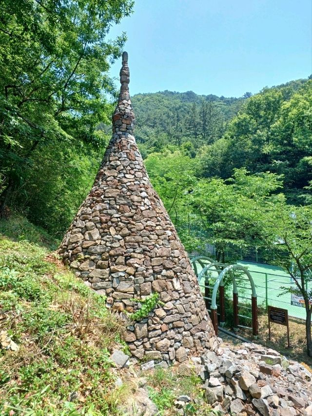 마음이 따뜻해지는 돌탑길