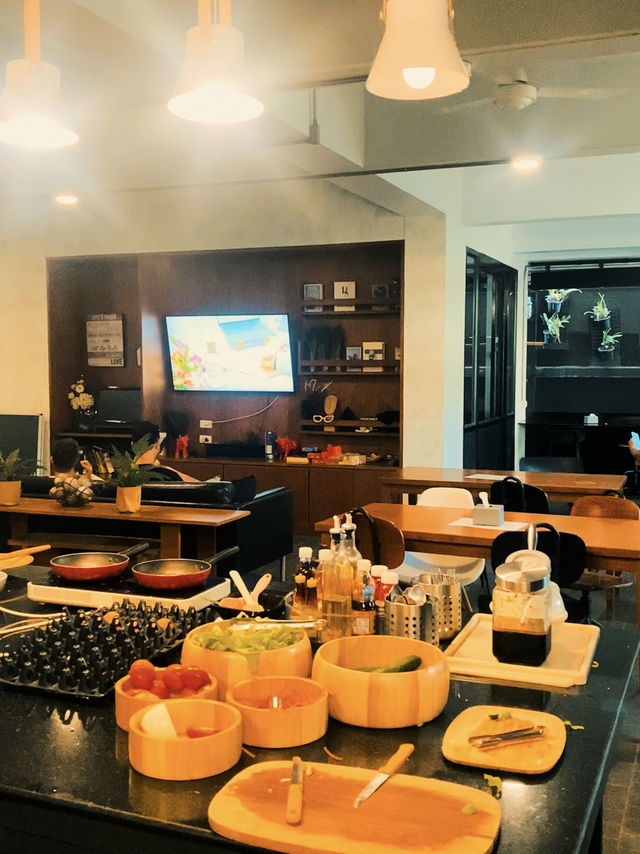 Loyy Hotel Chiang Mai: The Sweet Spot Between Comfort & Cost