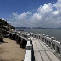 Gulangyu on a Budget: How to Conquer the ‘Piano Island’ Without Going Broke"** 🎹🏝️   