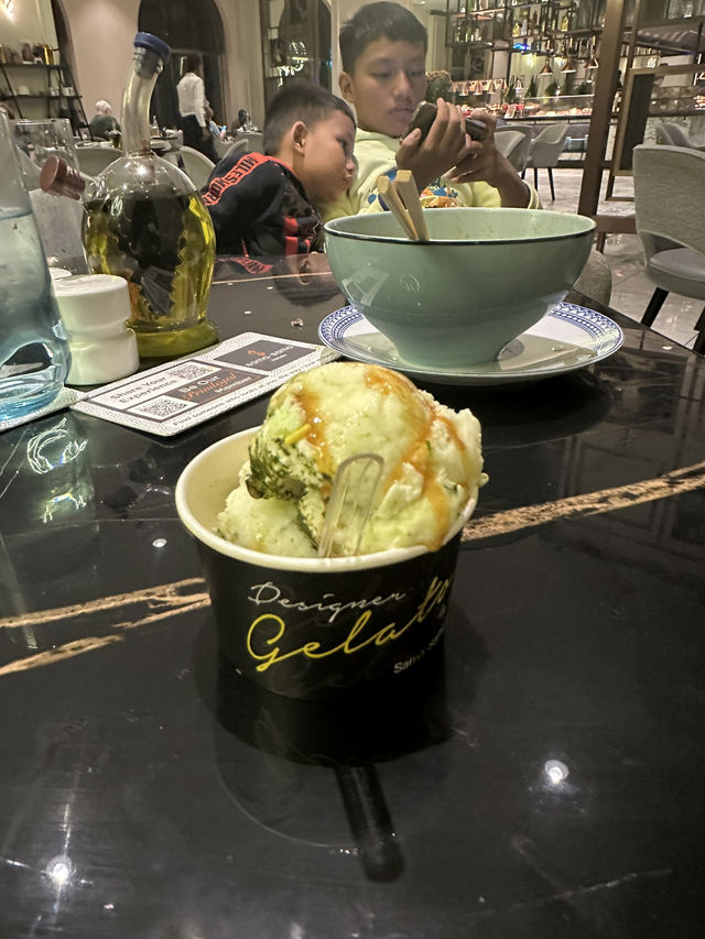 ⭐⭐⭐⭐⭐  A Perfect Blend of Mediterranean and Local Flavours Near KLIA 1!