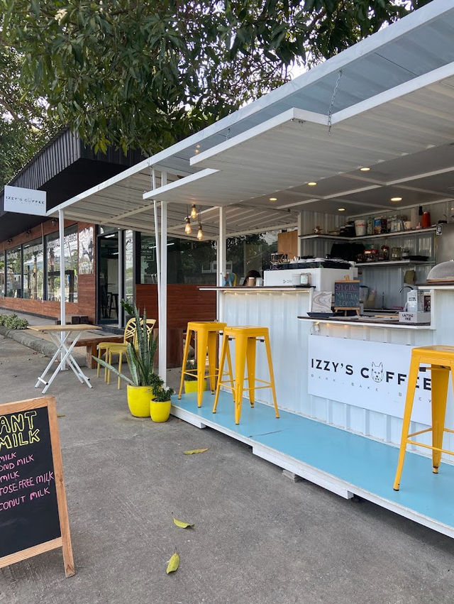 Izzy's: Koh Samui's Coffee Hub
