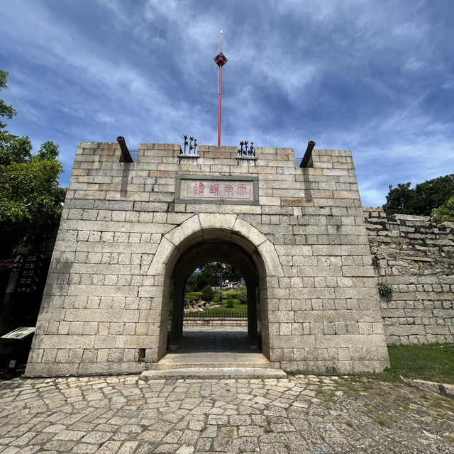 💥 Hulishan Fort: Where 19th-Century Cannons Guard Xiamen’s Coastline!