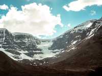 ❄️ Glacier Skywalk – Walk on the Edge in the Canadian Rockies