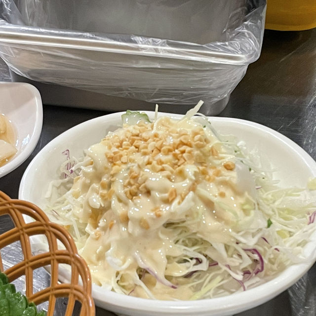 서울 여행 / 진짜 맛있는 구워주는 고깃집 맛집 통김치삼겹살