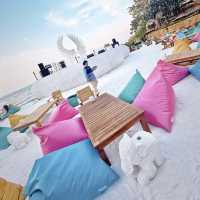 Blue Dragon – คาเฟ่ & บีชคลับสุดหรูริมทะเลพัทยา 
