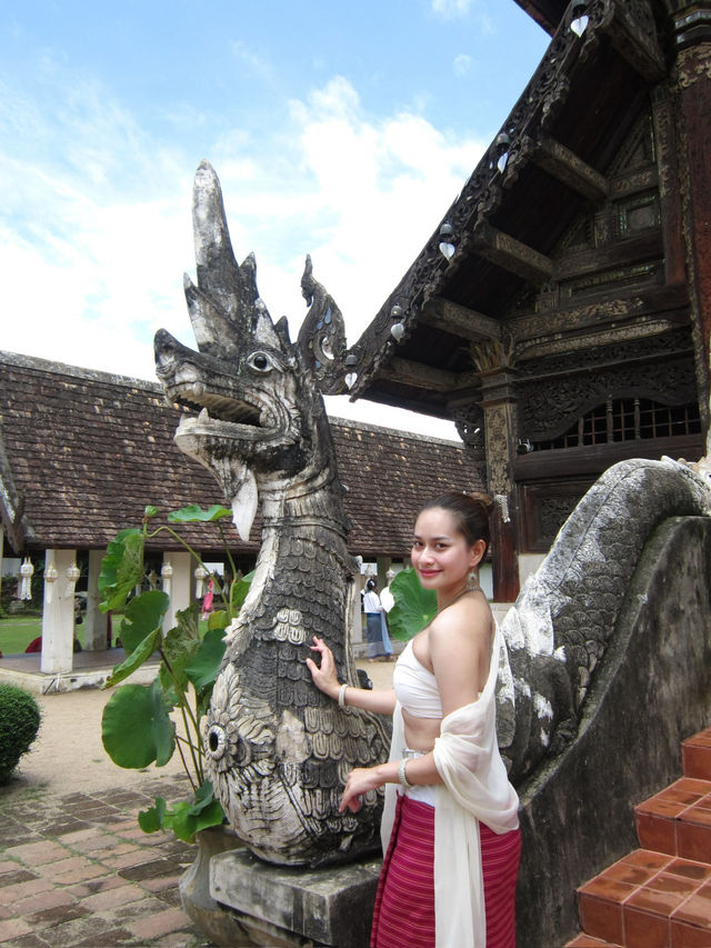 เช่าชุด ถ่ายรูป วัดต้นเกว๋น