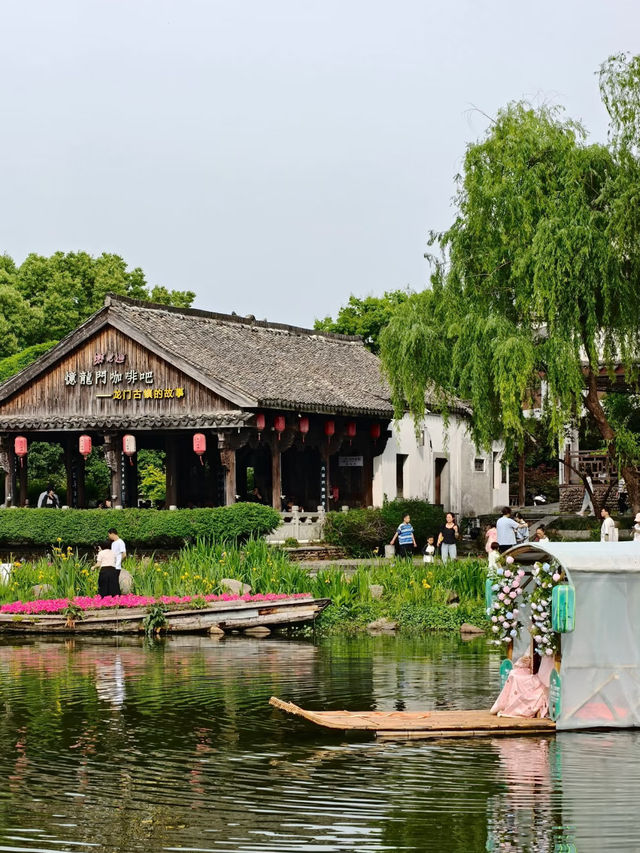 🏯 ย้อนเวลาเข้าสู่หมู่บ้านโบราณที่ใหญ่ที่สุดในเจีย