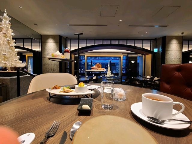 호텔 가조엔 도쿄(ホテル雅叙園東京) New American Grill “KANADE TERRACE”
