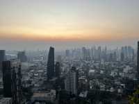 バンコクの夜景を独占🌃✨話題のルーフトップ「ティチュカ」で非日常体験