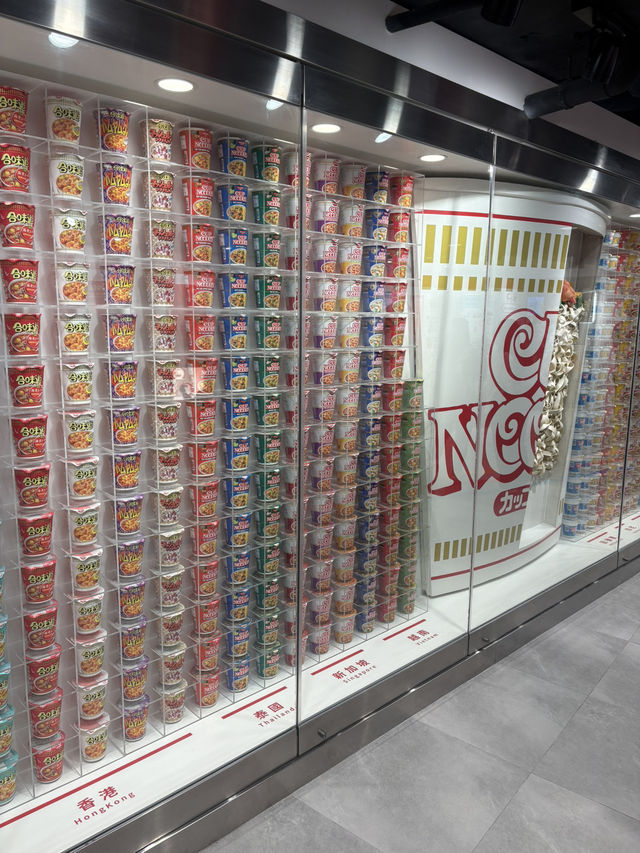 Make your own Cup Noodles in Hong Kong