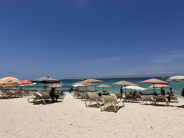 【Nungwi Beach／ヌングイビーチ｜“ザンジバルで一番美しい海といえばここ”】