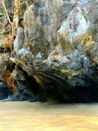 Still Waters, Grand Walls: Big Lagoon, El Nido