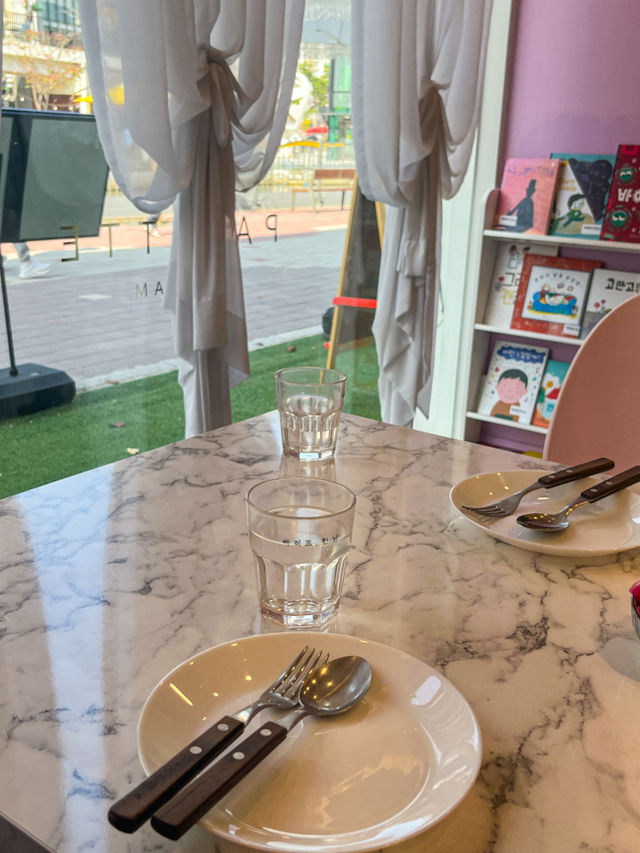 김포의 라베니체를 보며 즐기는 감성 경양식🍳