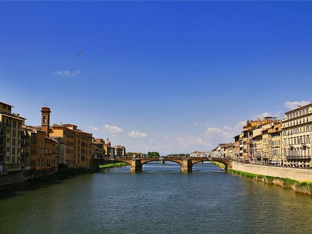 สะพานเวคคีโอ (Ponte Vecchio)