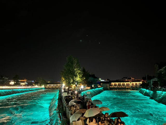 สะพานหนานเฉียว (南桥） ตูเจียงเยี่ยน 
