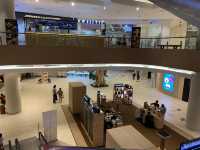 🛍️ Starling Mall – Popped in for llaollao, stayed for the chill vibes