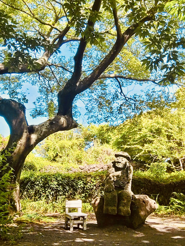 A Serene Oasis of Art and Natural Beauty
