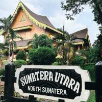 เที่ยวเมืองจำลอง Taman Mini Indonesia Indah