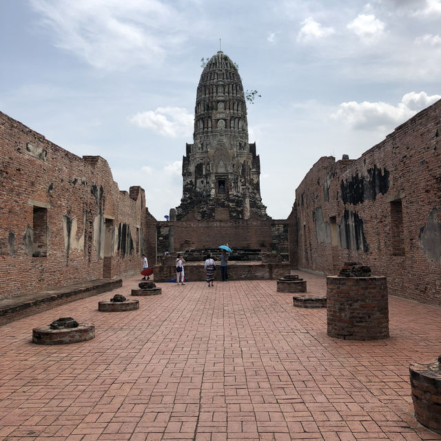 🏯 วัดราชบูรณะ – วัดเก่าแก่และกรุสมบัติสุดลึกลับ