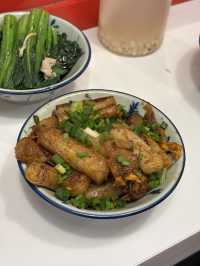 地道親民港式茶餐廳＋馬拉風味必試蛋炒豬腸粉！