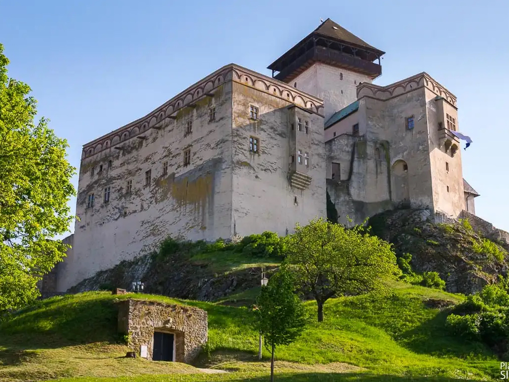 Lâu đài Trenčín –
