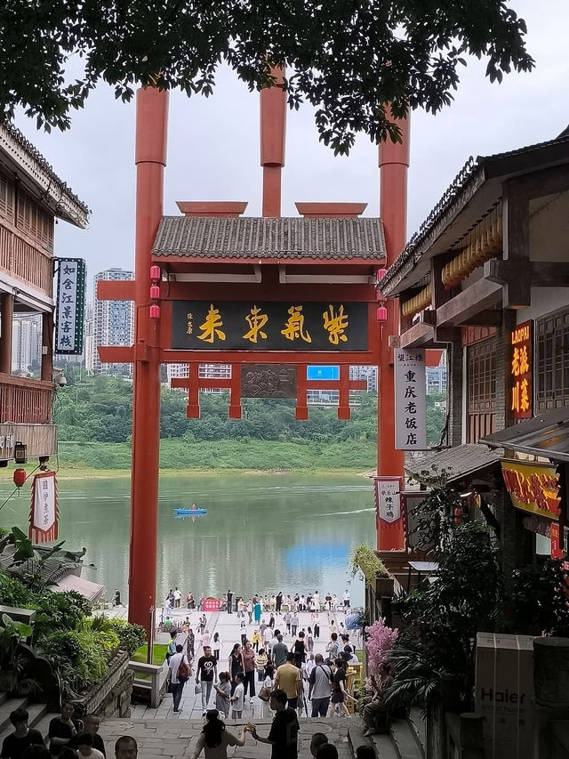重慶小景點分享 瓷器口岸邊 都江堰夜景 重慶小景點分享 瓷器口岸邊 都江堰夜景