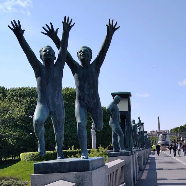Vigeland Park – Oslo’s Monumental Canvas of the Human Spirit