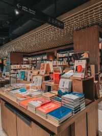 Where Stories, Lifestyle, and Inspiration Meet – Eslite Bookstore