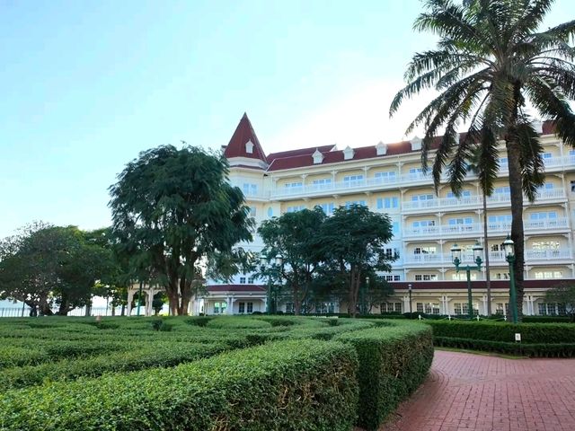 Magic & Elegance at Hong Kong Disneyland Hotel