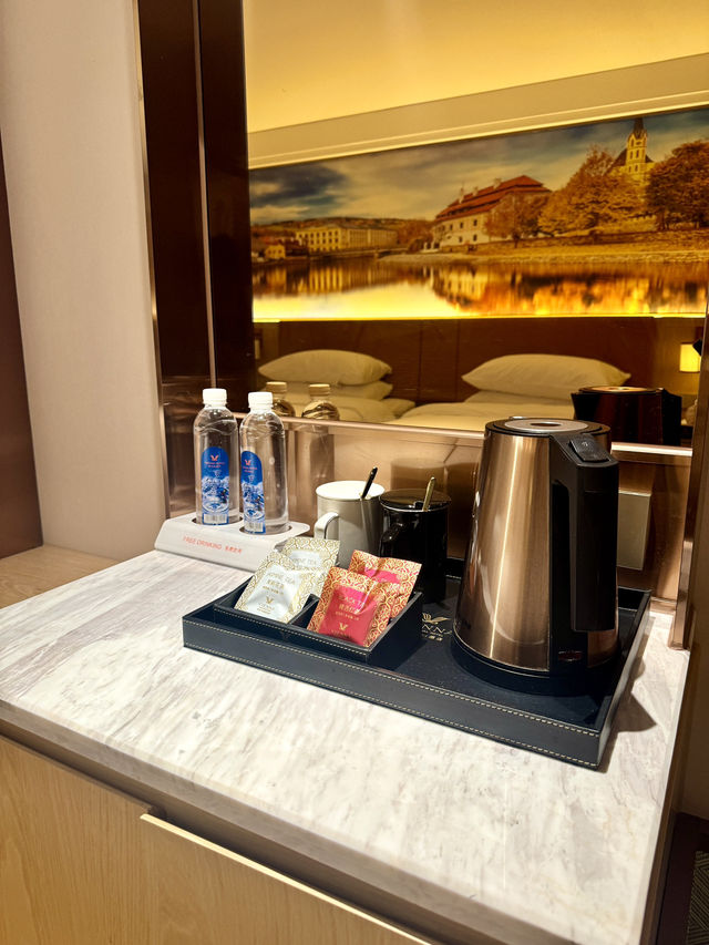 Vienna International Hotel, Guizhou China 🇨🇳  Vienna International Hotel, Guizhou China 🇨🇳