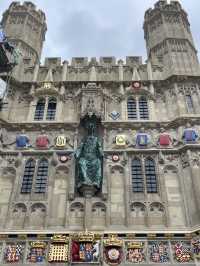 🏰 Canterbury — เมืองประวัติศาสตร์แสนอบอุ่น