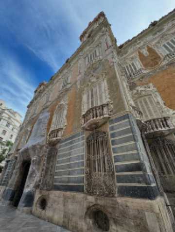 An Elegant Masterpiece of Art and History