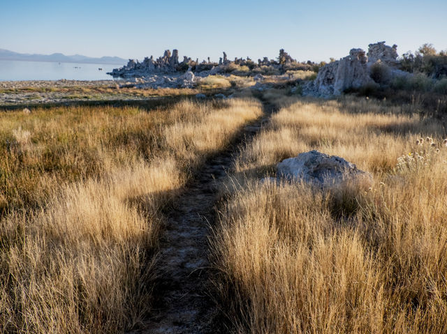 Озеро Моно: вода, которая не уходит