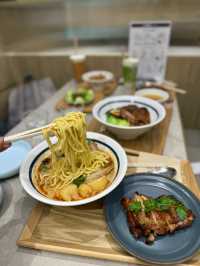 啟德體育園速食之選💨 「東南亞×台式料理」 